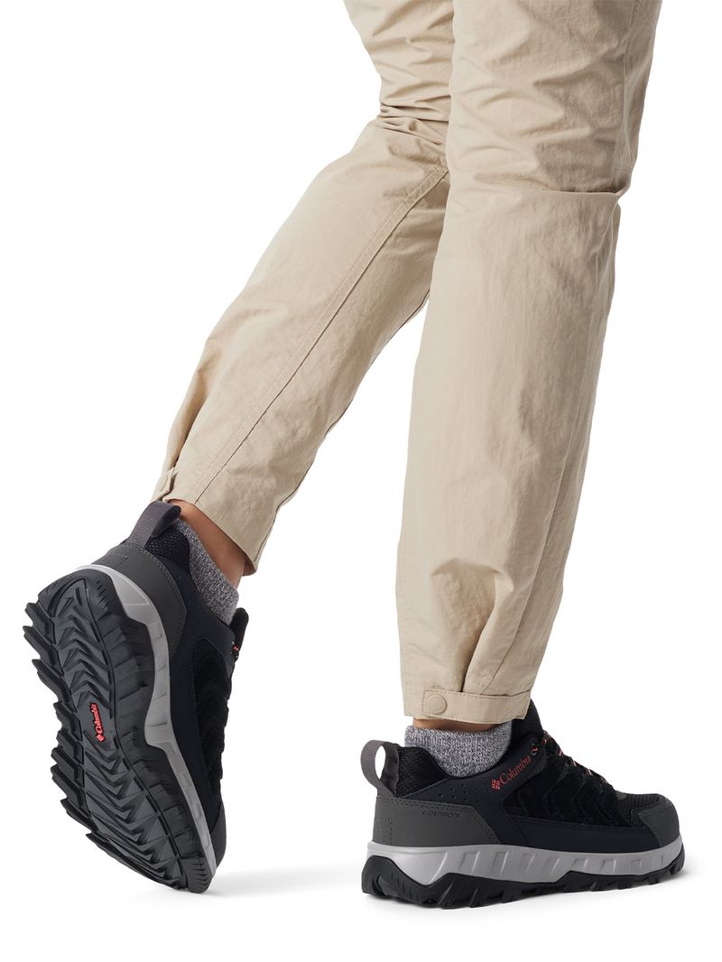 Zapatilla-Mujer-Strata-Trail-Low-Waterproof-Negro-Columbia
