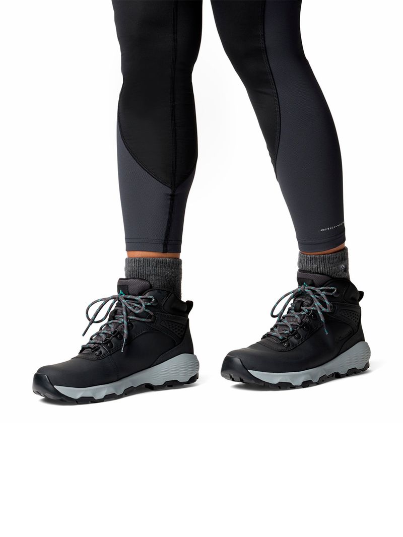 Botin-Mujer-Newton-Wander-LTR-Negro-Columbia