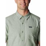 Camisa-Manga-Corta-Hombre-Rapid-Rivers-Novelty-Verde-Columbia