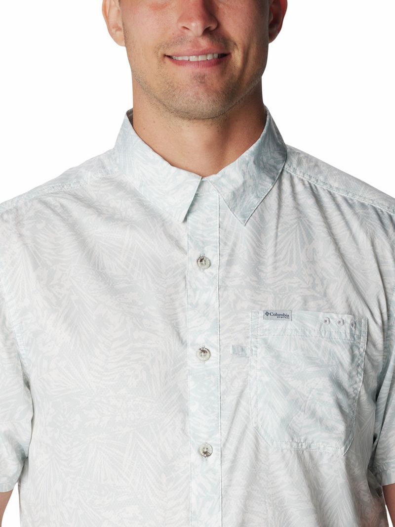 Camisa-Manga-Corta-Hombre-Super-Slack-Tide-Camp-Gris-Columbia