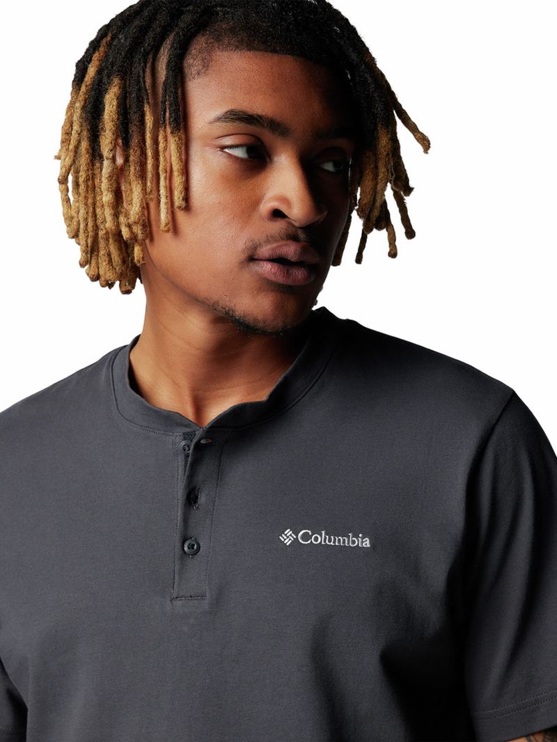 Polera-Manga-Corta-Hombre-Landroamer-Henley-Gris-Columbia
