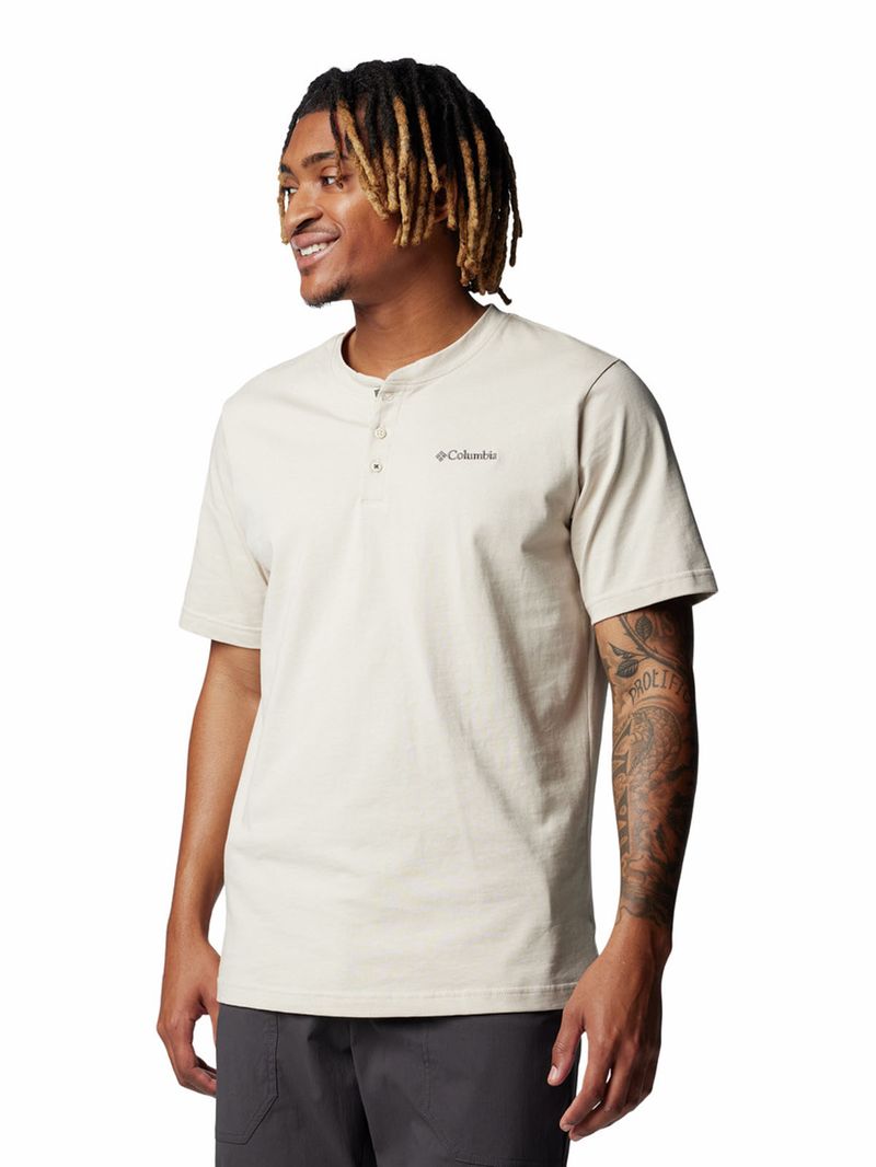 Polera-Manga-Corta-Hombre-Landroamer-Henley-Beige-Columbia