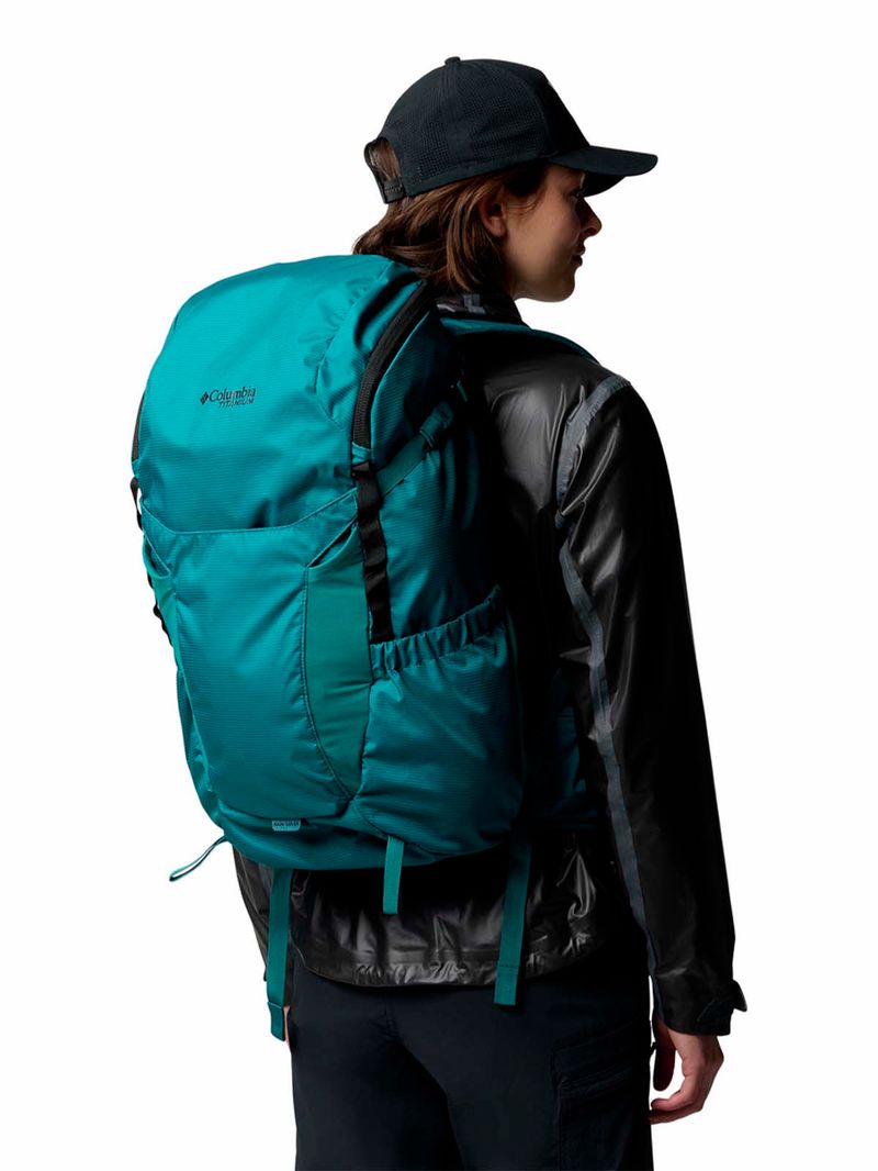 Mochila-Unisex-Triple-Canyon-36L-Verde-Columbia
